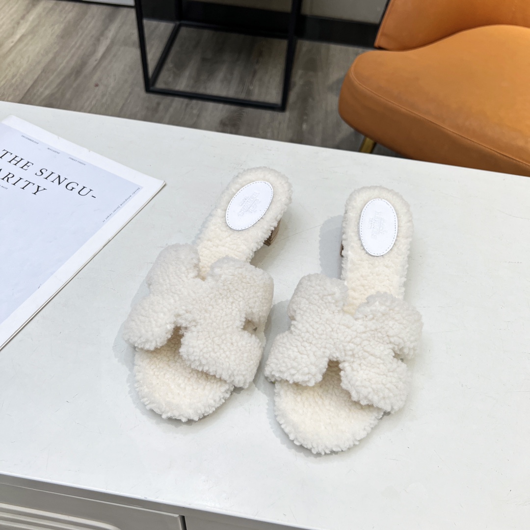 Hermes shoes (35-42) 14 color plush sandal Middle heel H004 02