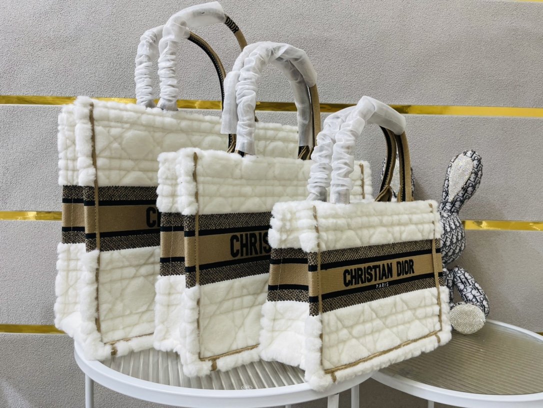 10A + top quality Dior Book Tote 003 DD071032042 26.5-42cm