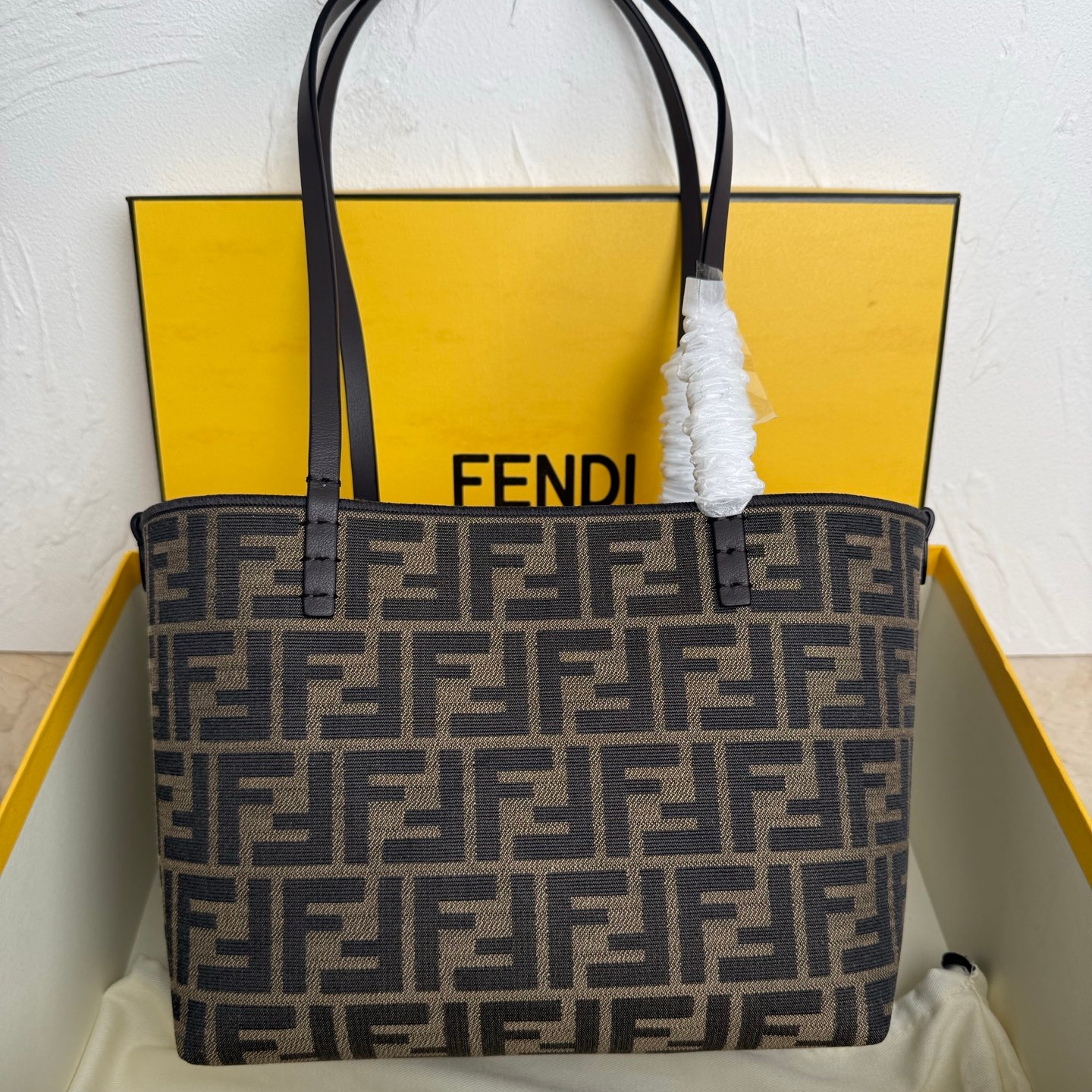 Fendi Shoulder Bag Ladies' Favorite