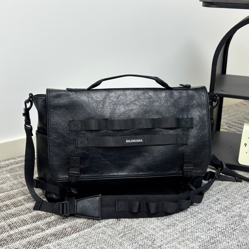 Balenciaga Shoulder Bag Ladies' Favorite Messenger Bag