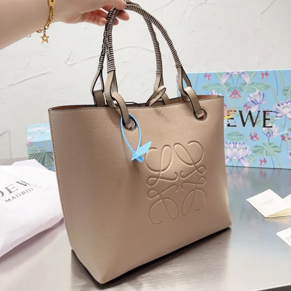Loewe Tote 003 LLS051 29cm
