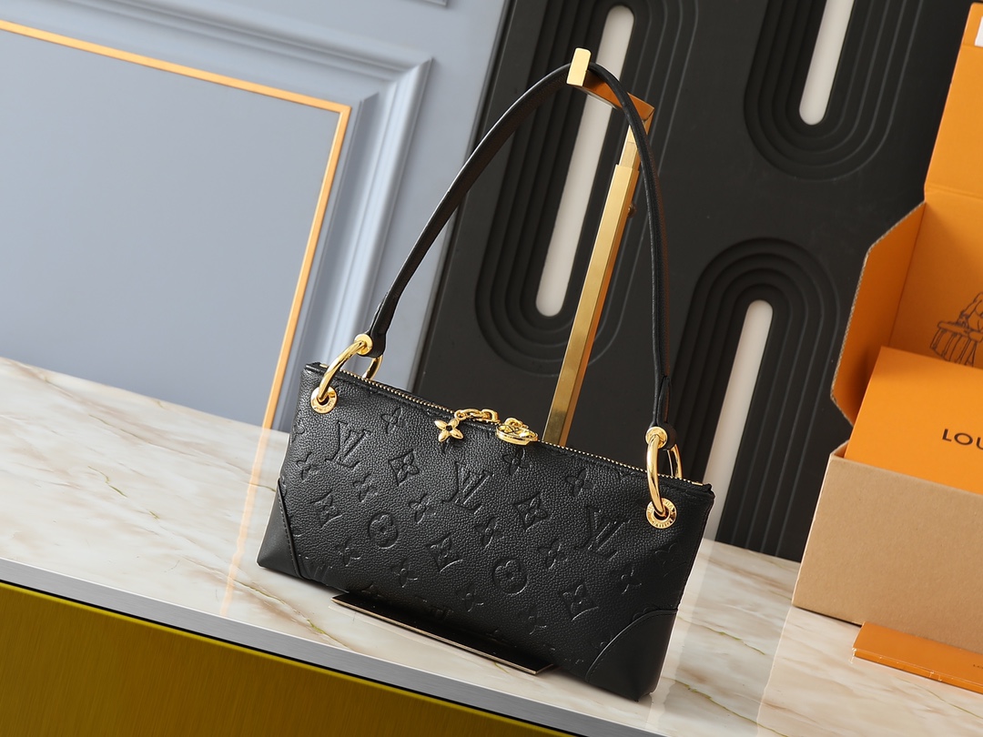 LV Pochette Bag M12174 LM021 25.5cm