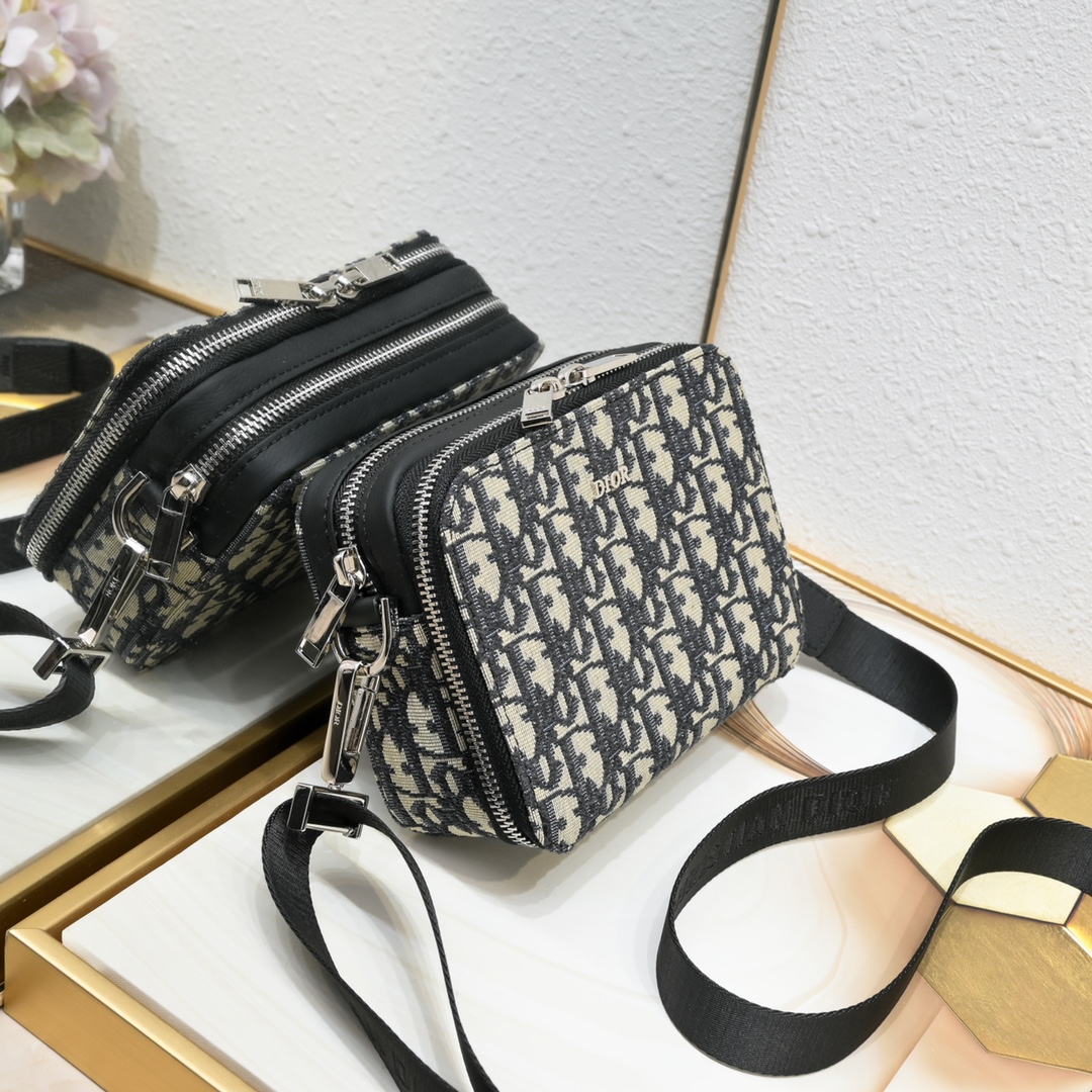 Dior Camera Bag 8888 XB061 17cm