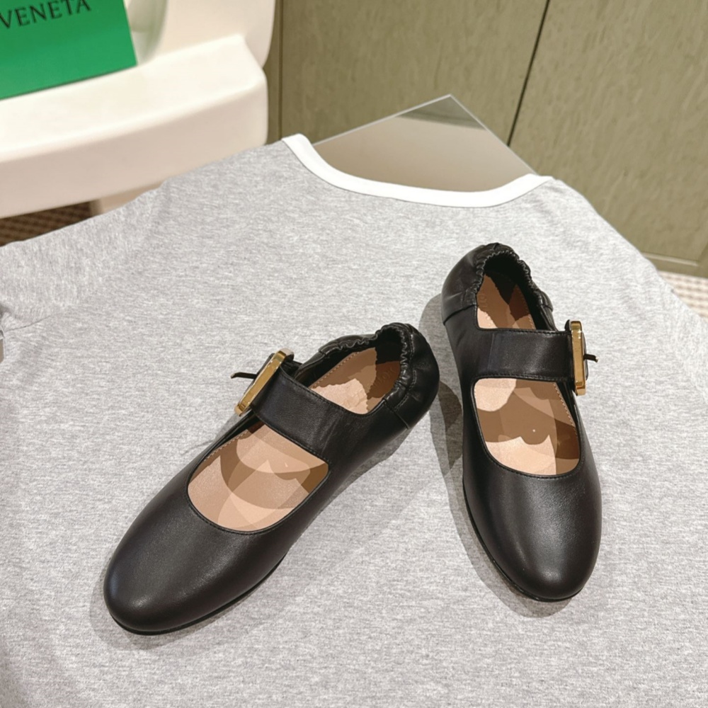 Bottega Veneta Shoes Flat Shoes Sharp Chain Pum