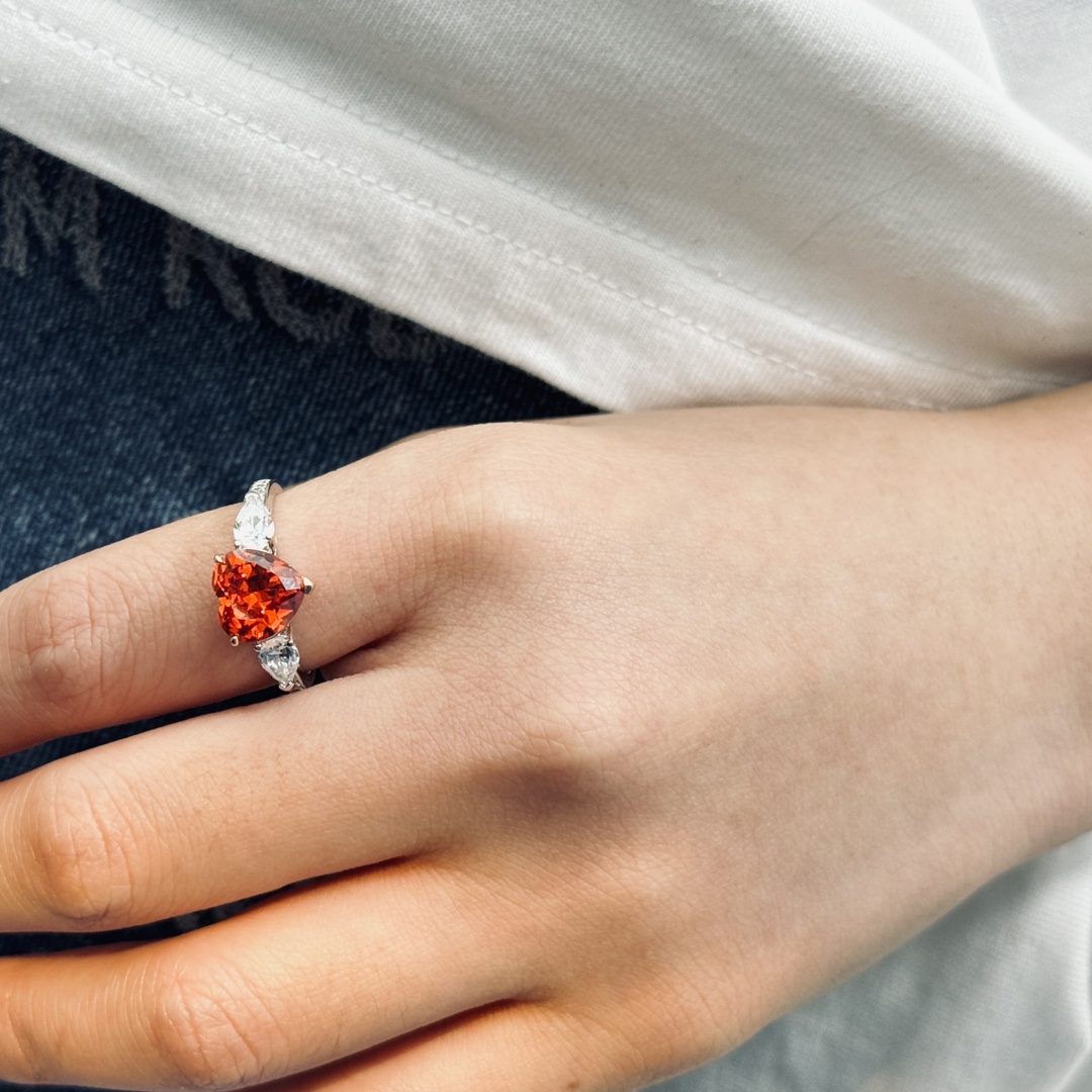 Tiffany & Co. Ring 011