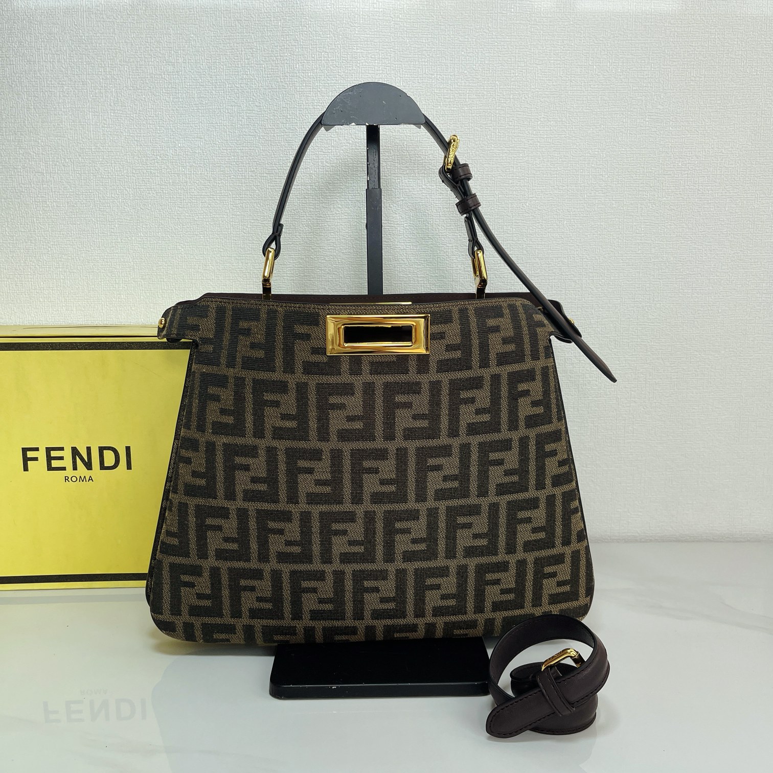 Fendi Bag Peekaboo Soft Top Handle Bag