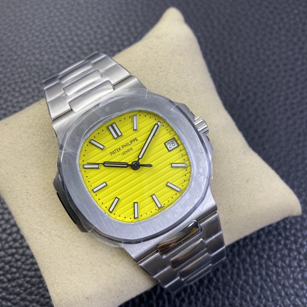 PATEK PHILIPPE NAUTILUS 5711 40mm