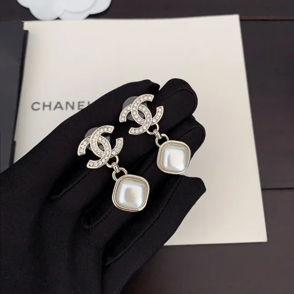 Chanel Earring 010