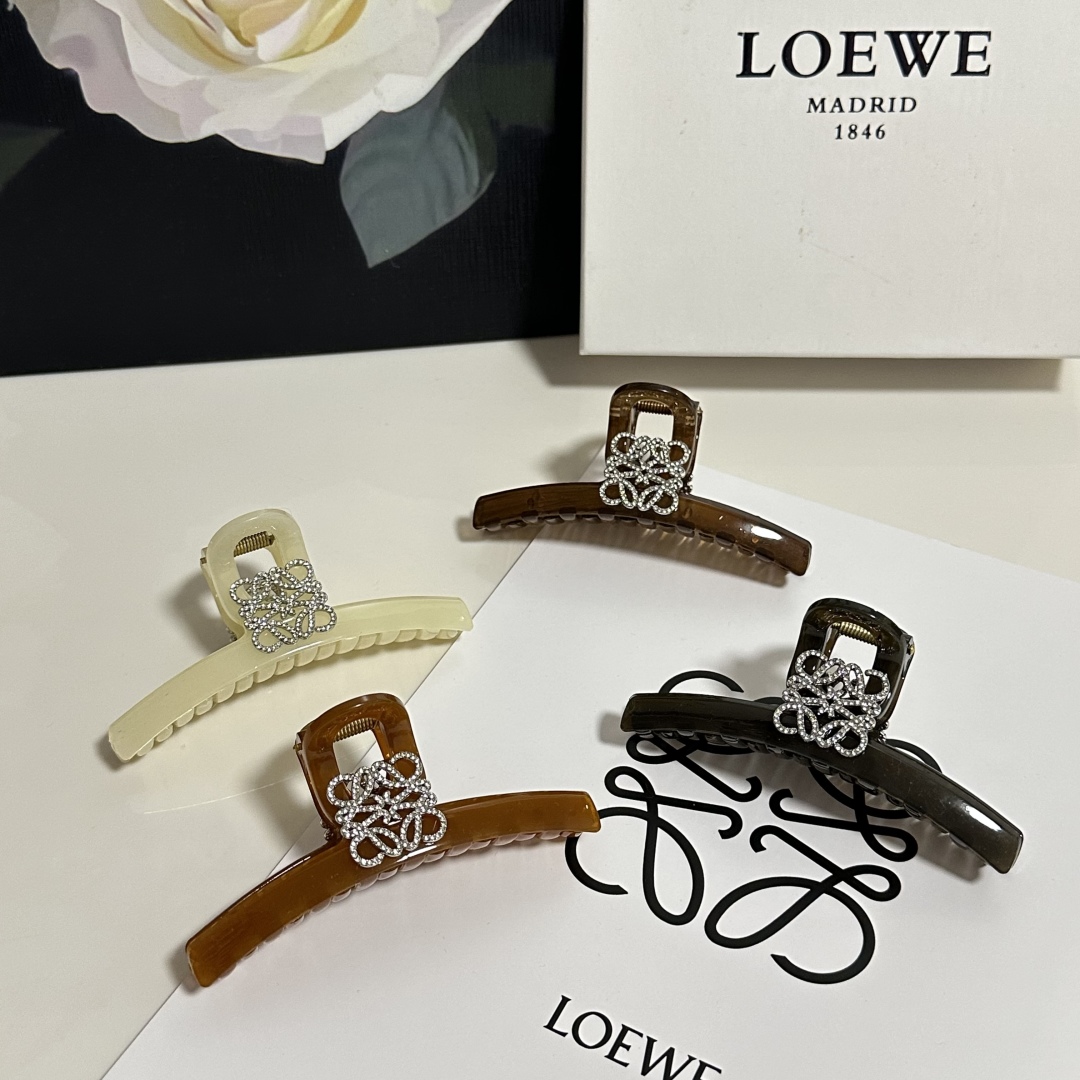 Loewe Jewelry Hairpin Vintage Czech Diamond Clip