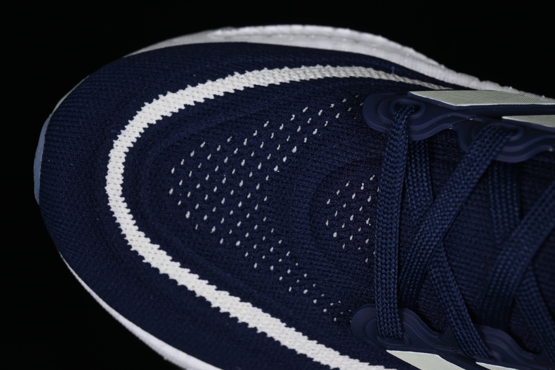 Ad Ultra Boost Light 23 Blue HP9203 XM542