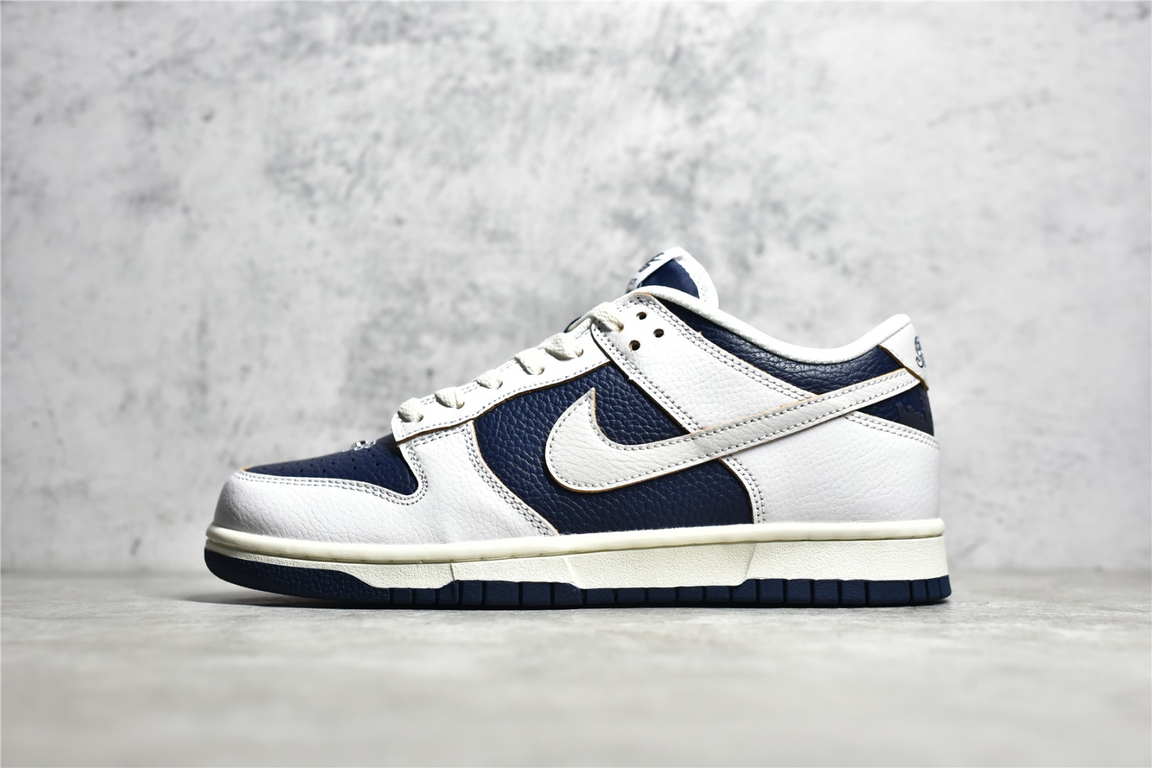 HUF x NK Dunk SB Low   NYC  FD8775-100