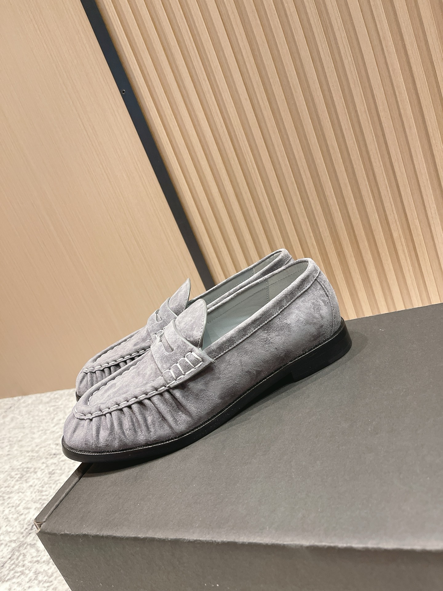 Saint Laurent Shoes Loafers Cowhide