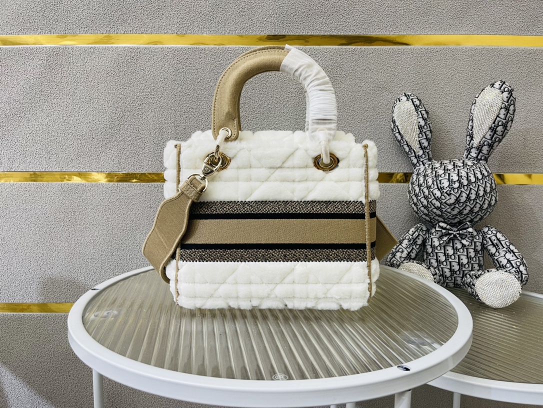 10A + top quality Dior Medium Lady D-Lite Bag 9920 DD003 24cm