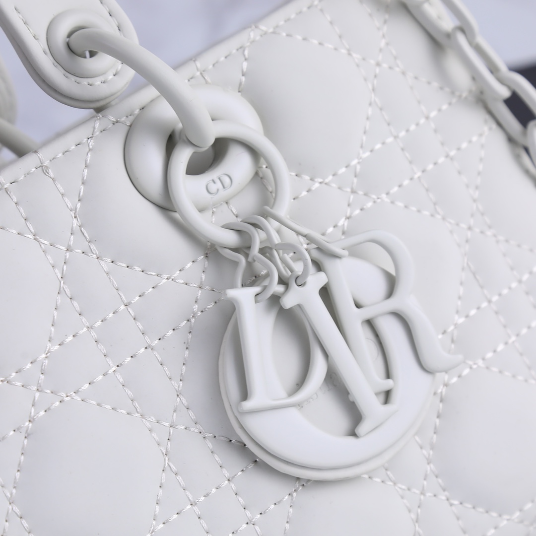 Medium Lady D-Joy Bag White Matte 2088 XB002 26cm