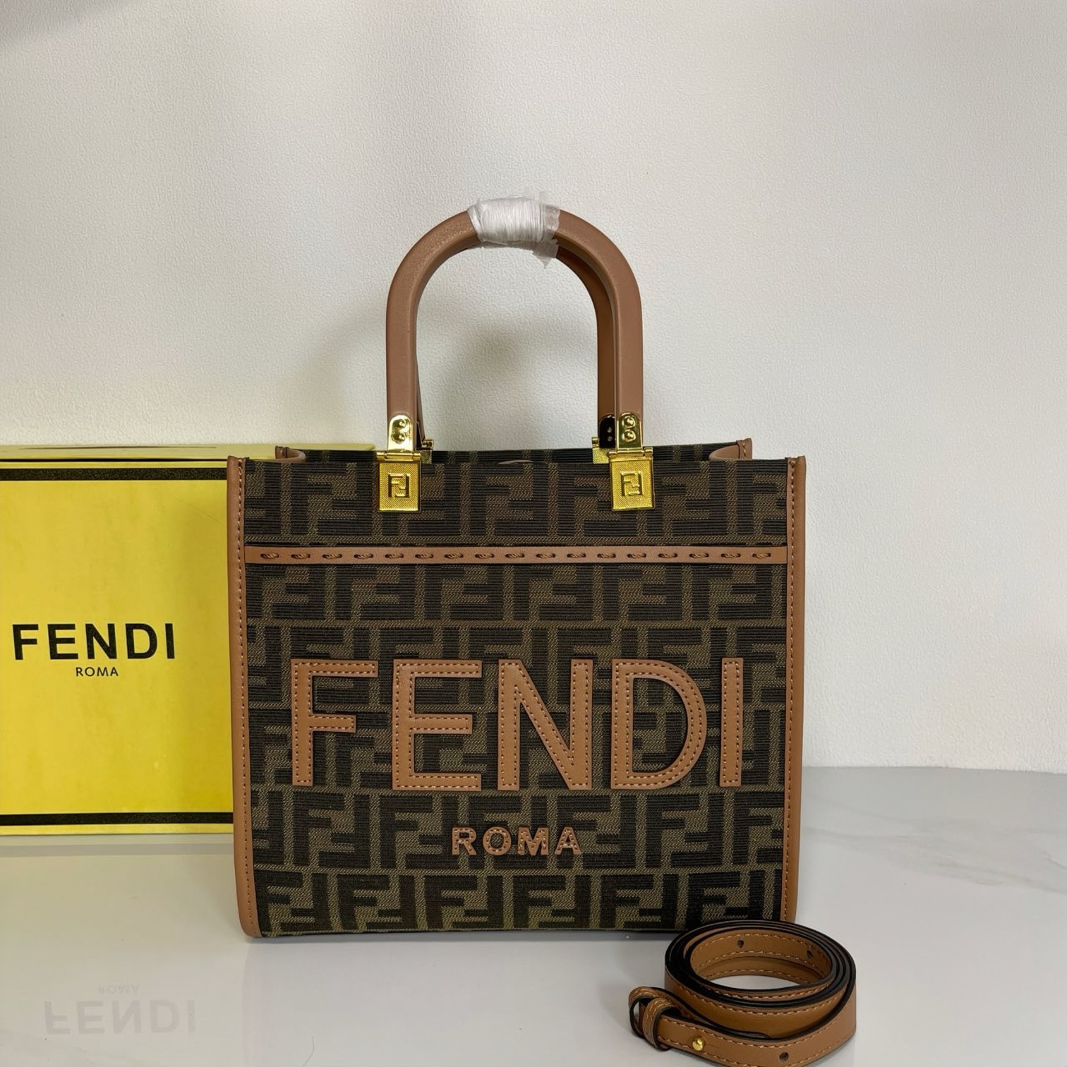 Fendi Bag Shine Tote Top Handle Bag 8837