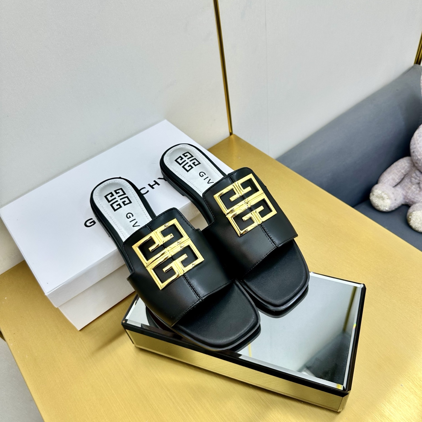 Givenchy Shoes Slipper Leather Shoes