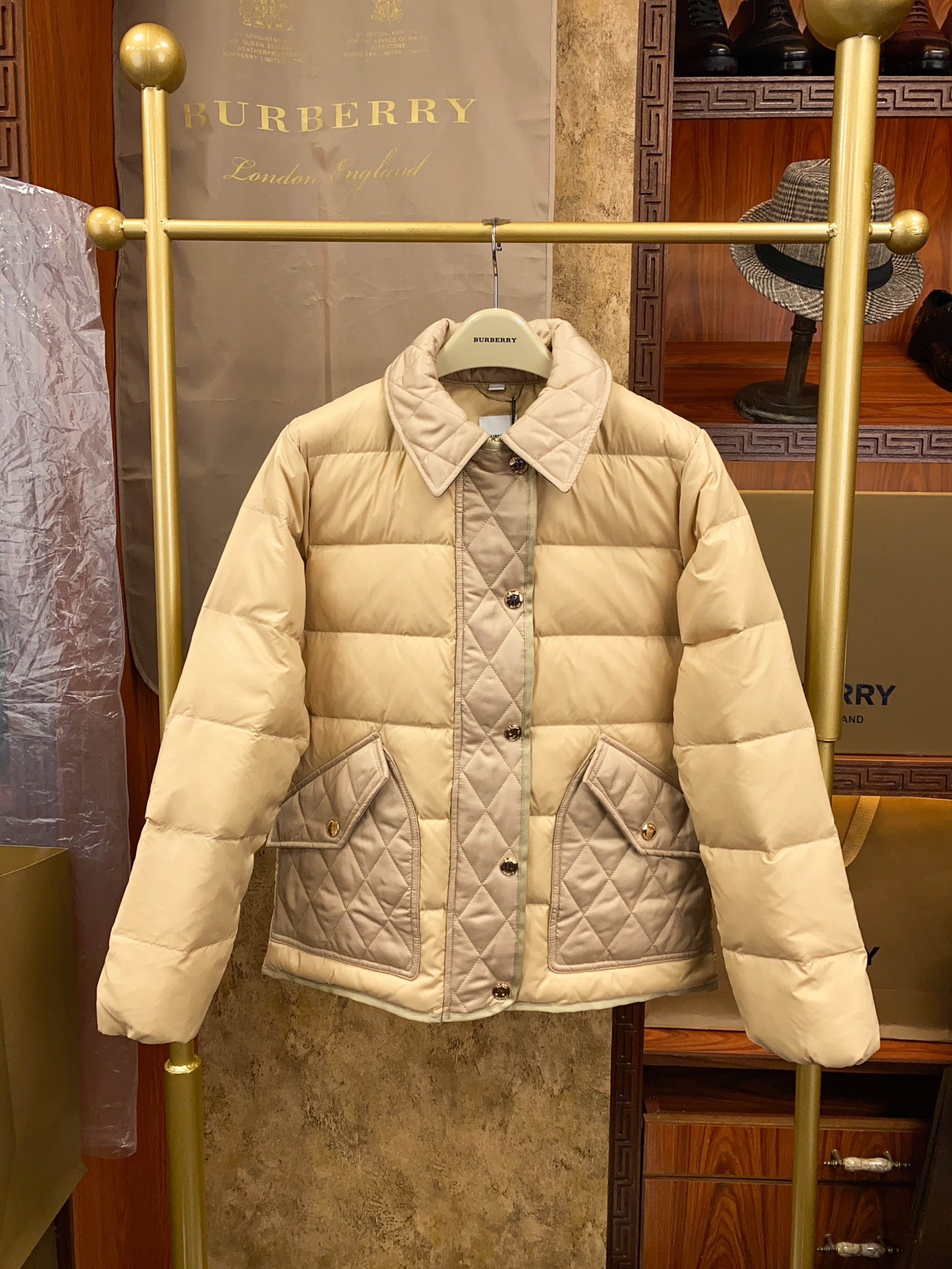 Burberry Down Jacket Ladies' Favorite Clothes