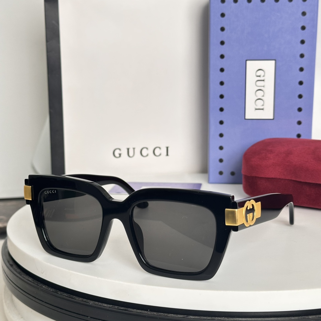 Gucci Sunglasses GG1689S SM031