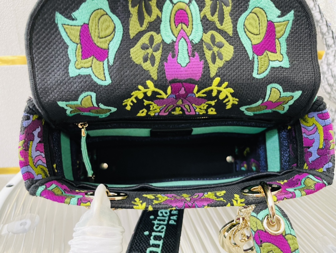 10A + top quality Dior Medium Lady D-Lite Bag 9920 DD003 24cm