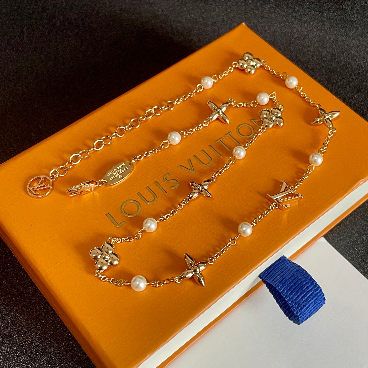 Louis Vuitton Jewelry Necklace Mantianxing