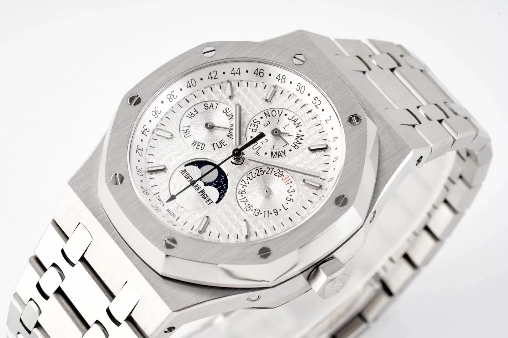 Audemars Piguet ROYAL OAK 26574 41mm