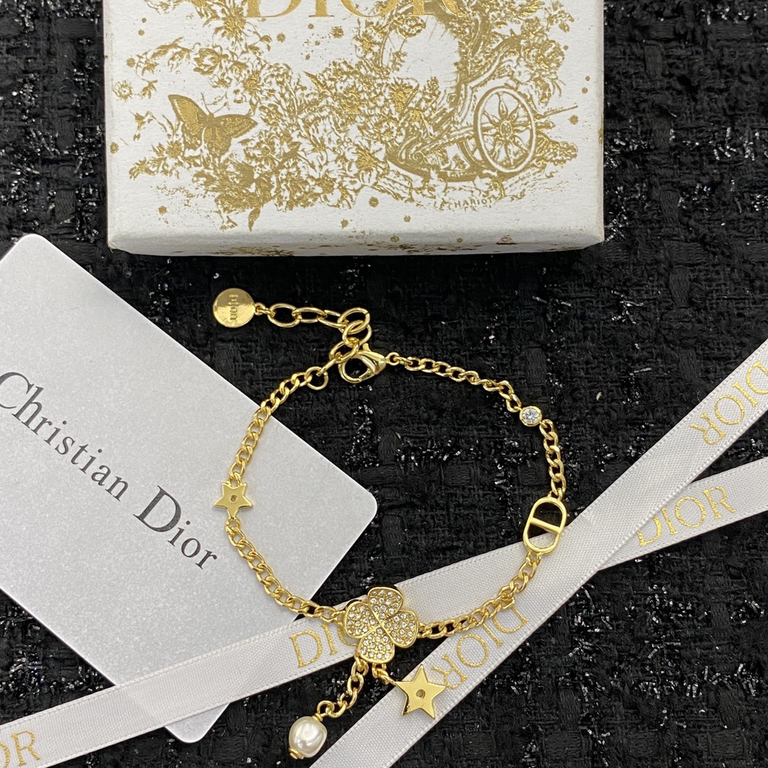 Dior Jewelry Bracelets fringed four-leaf clover