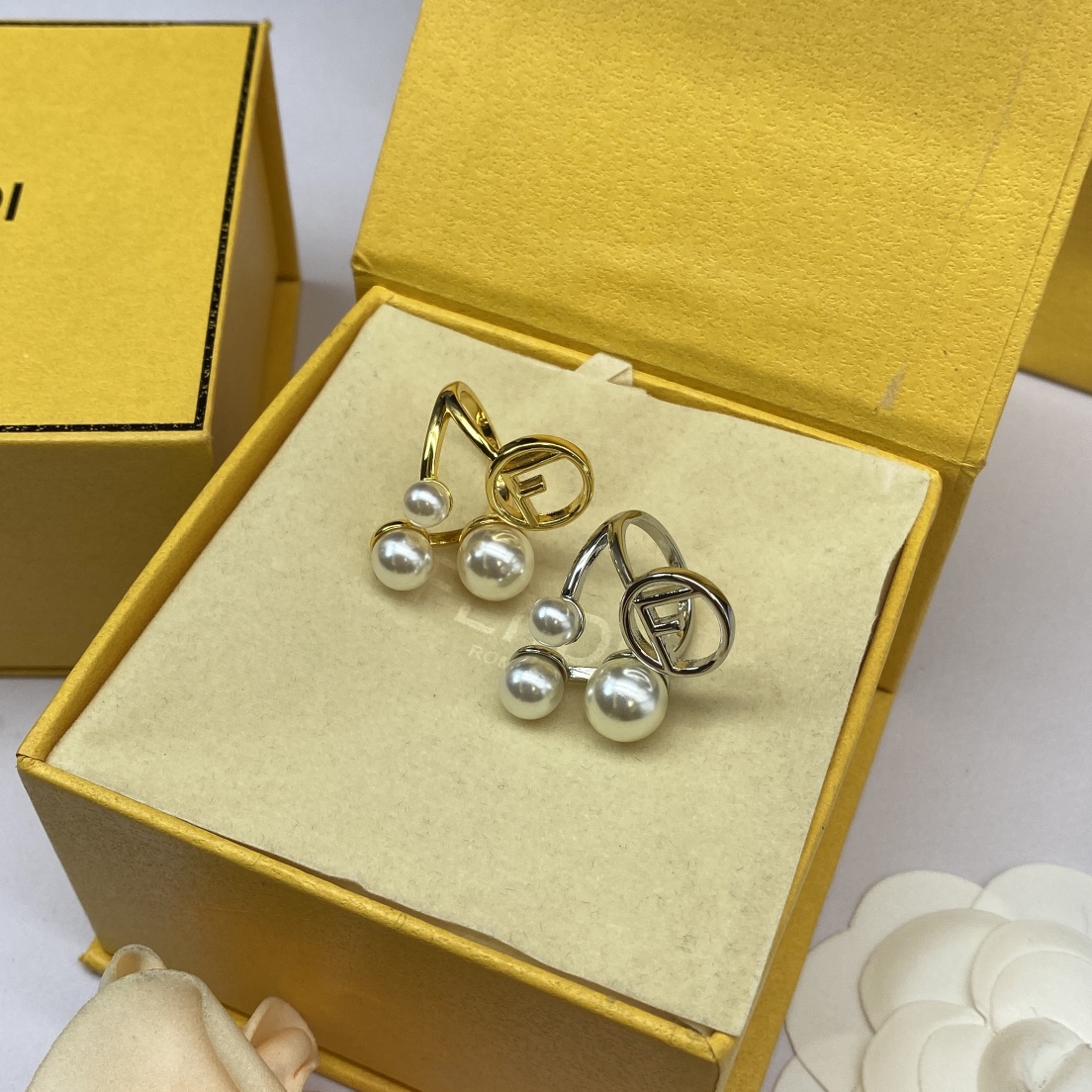 Fendi Jewelry Rings Pearl Cross Design