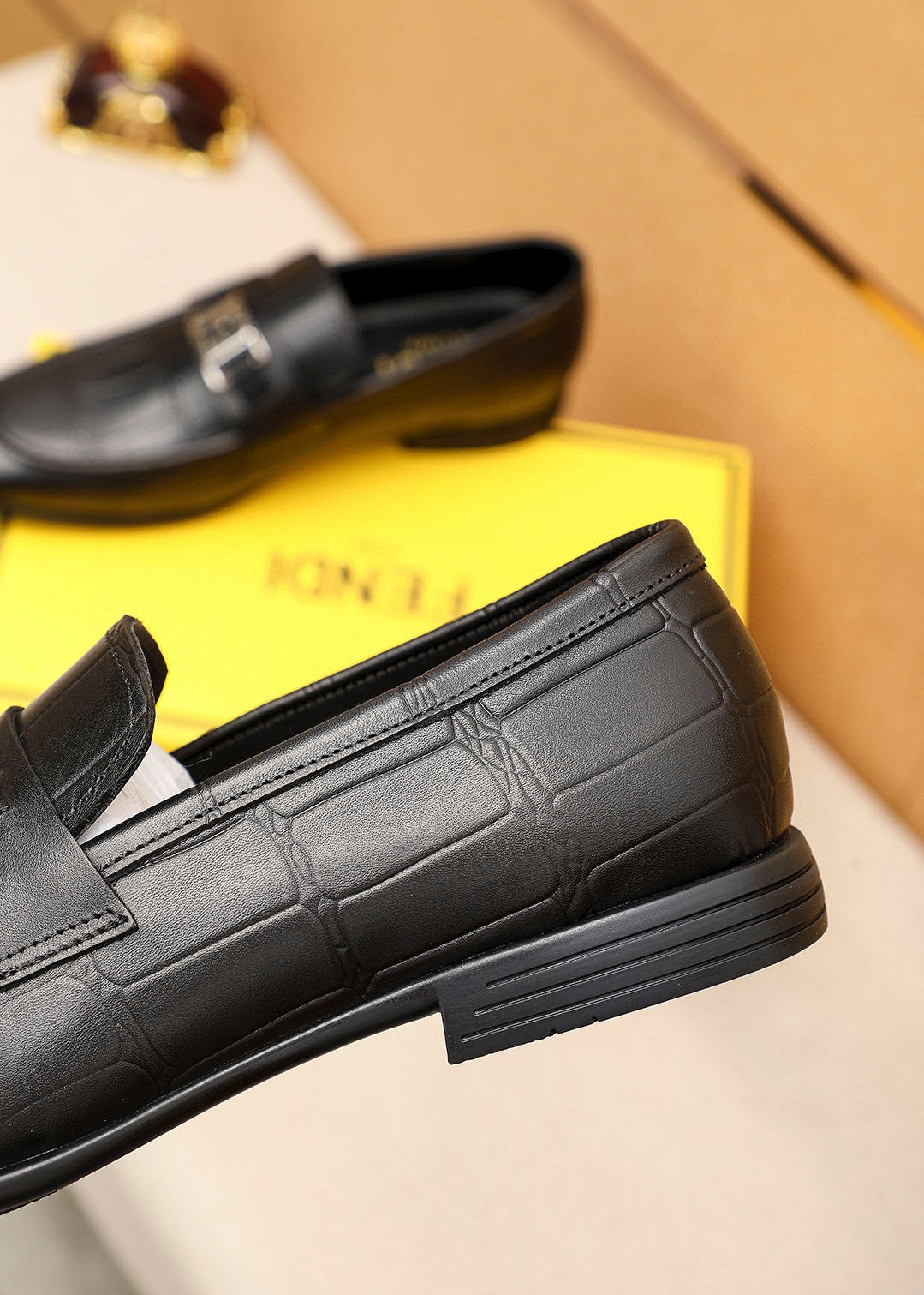 Fendi Shoes Leather Shoes