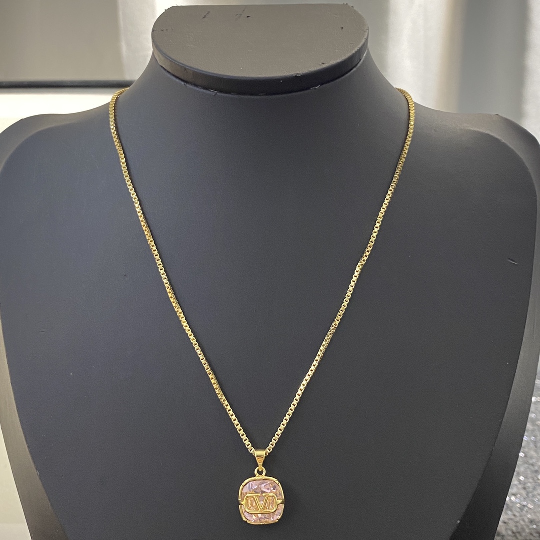 Valentino Necklace Pink Diamond Necklace Jewelry