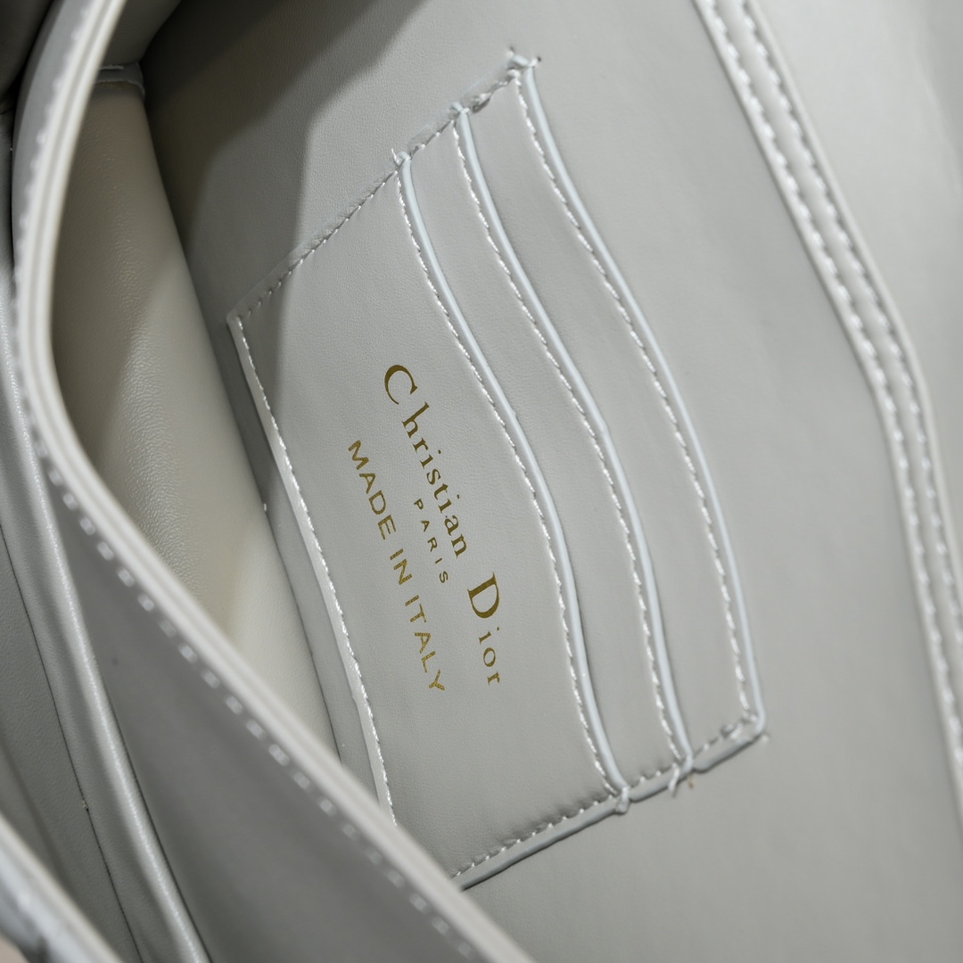 Miss Dior Mini Bag Gray sheep CD2023 XB071 21cm