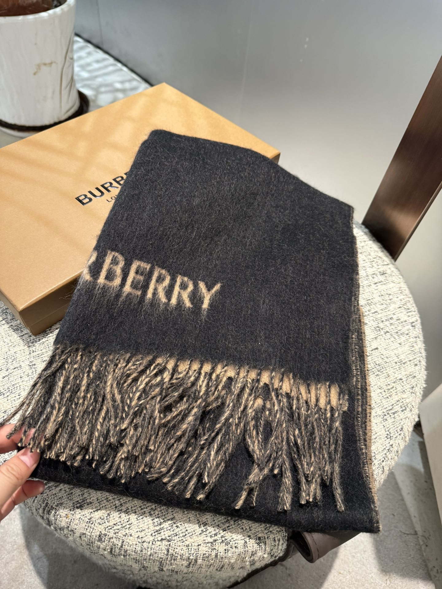 Burberry Scarf Colorblock Double-Sided Jacquard Cashmere Scarf Cashmere 40*180cm Accessories