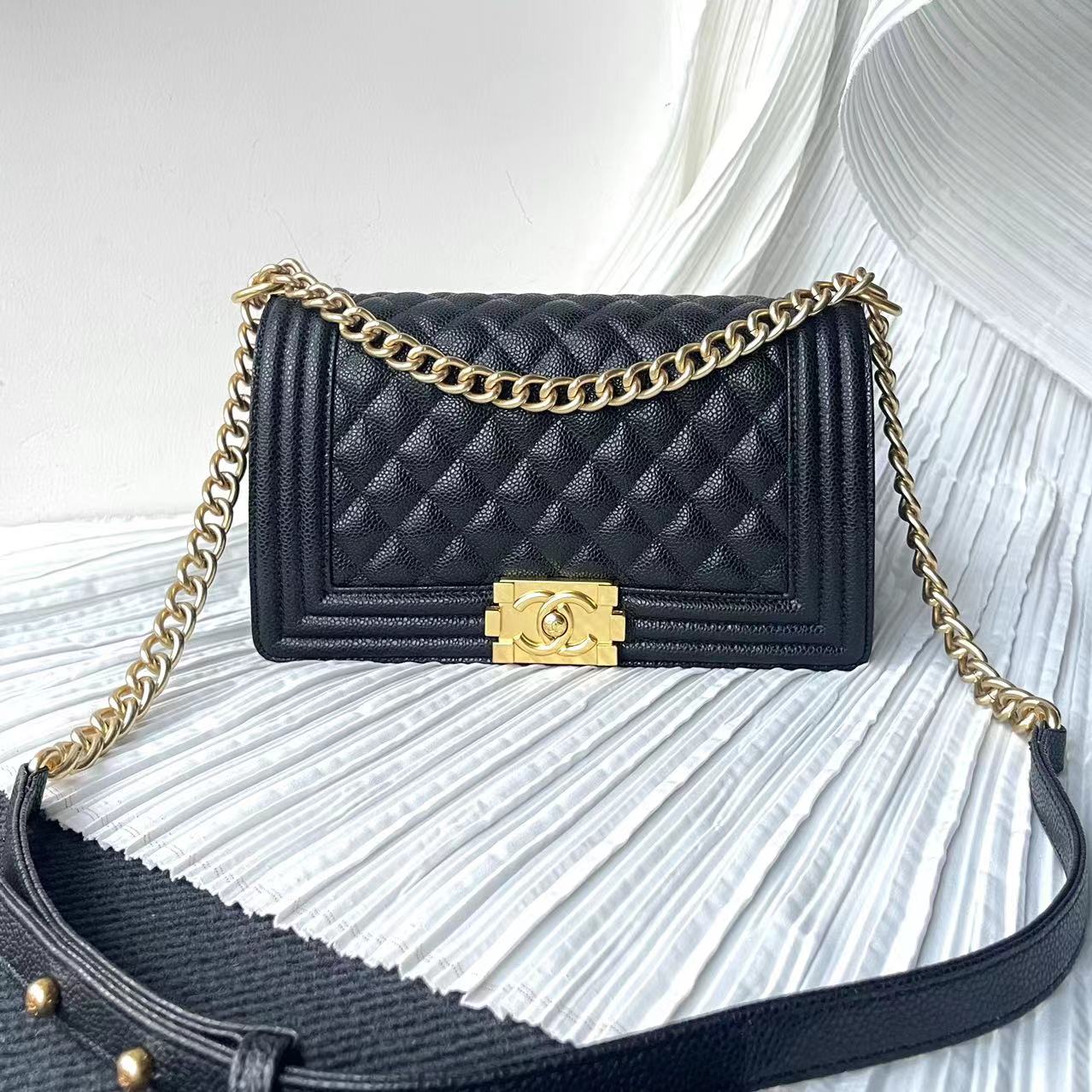 chanel6708PYD042