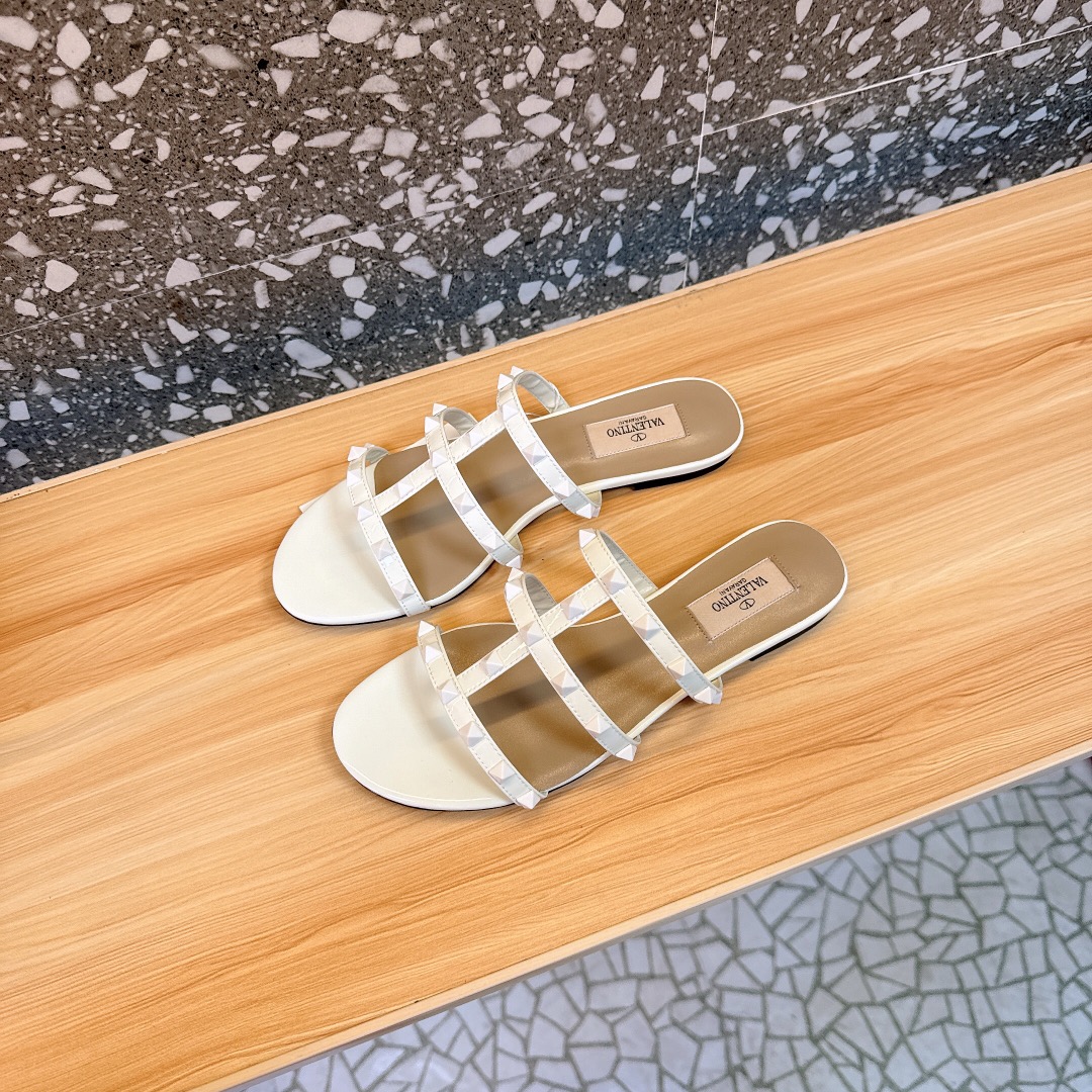 Valentino Shoes Ladies' Favorite Willow nail flat Slippers