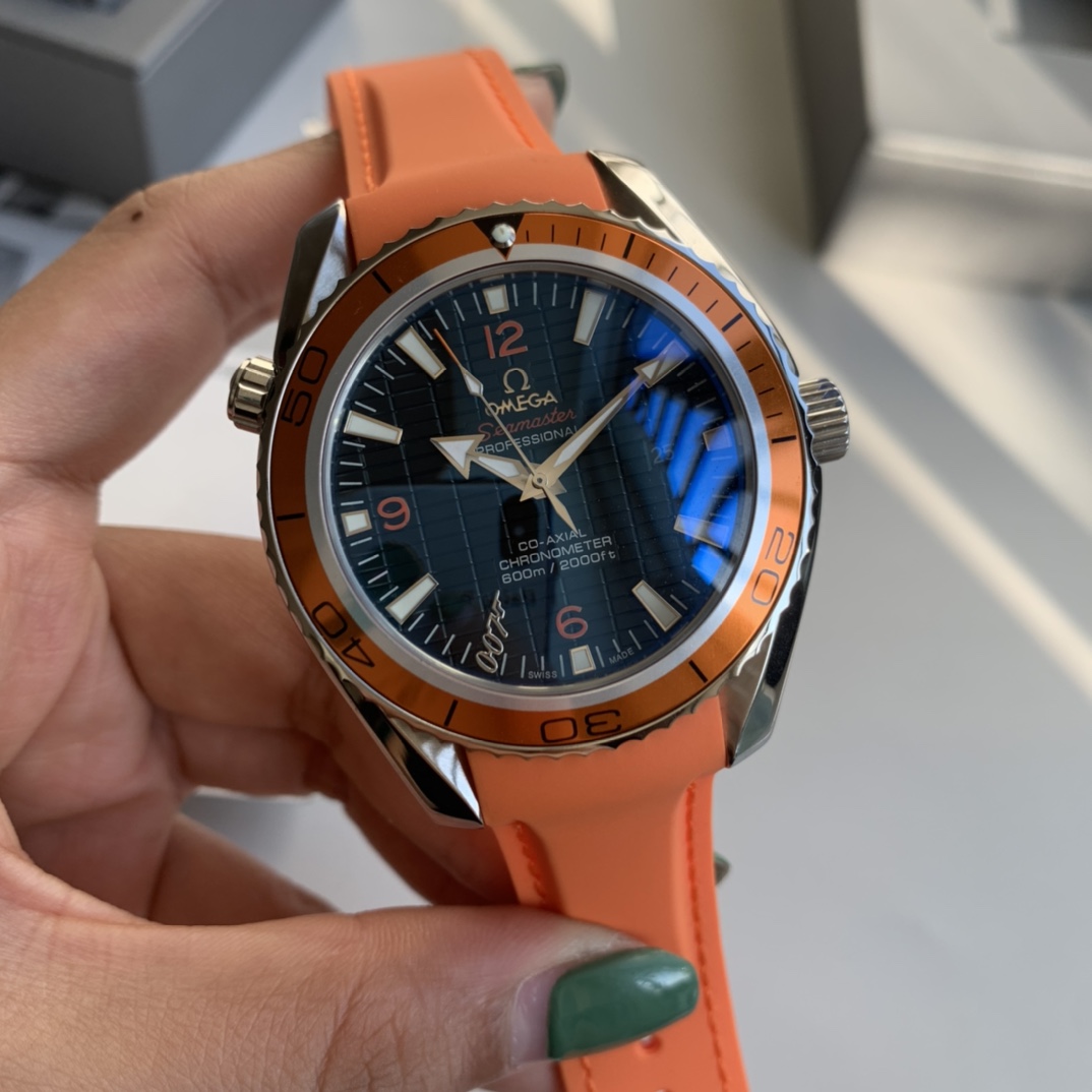 OMEGA Seamaster 43.5mm