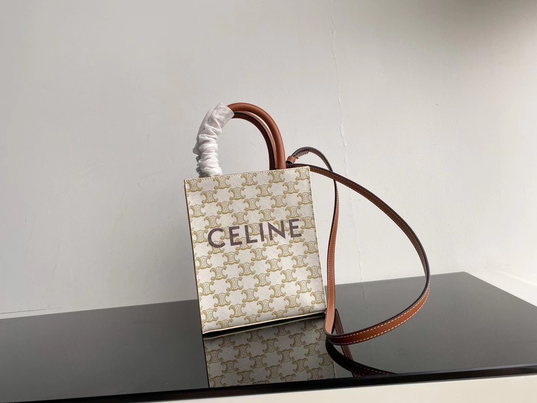 Celine011XX081 20CM