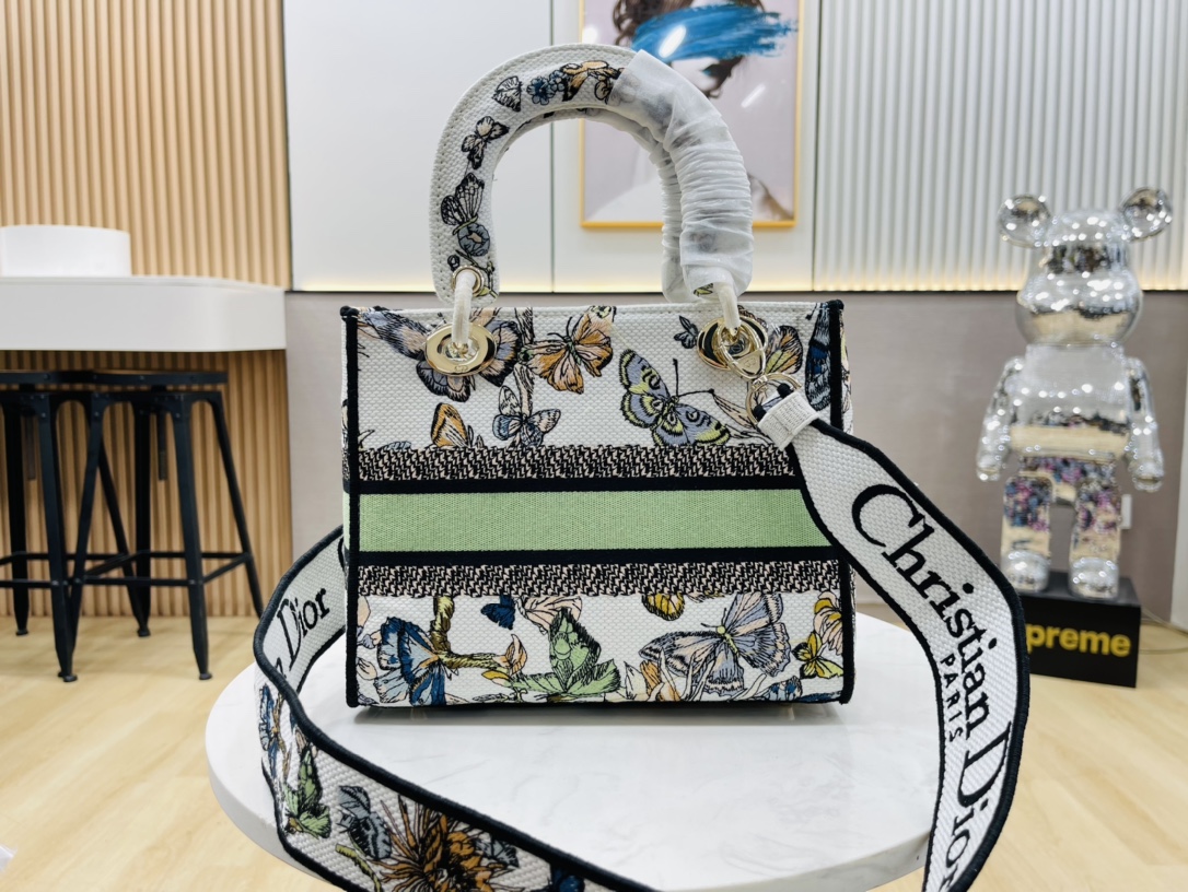 10A + top quality Dior Medium Lady D-Lite Bag 9920 DD003 24cm