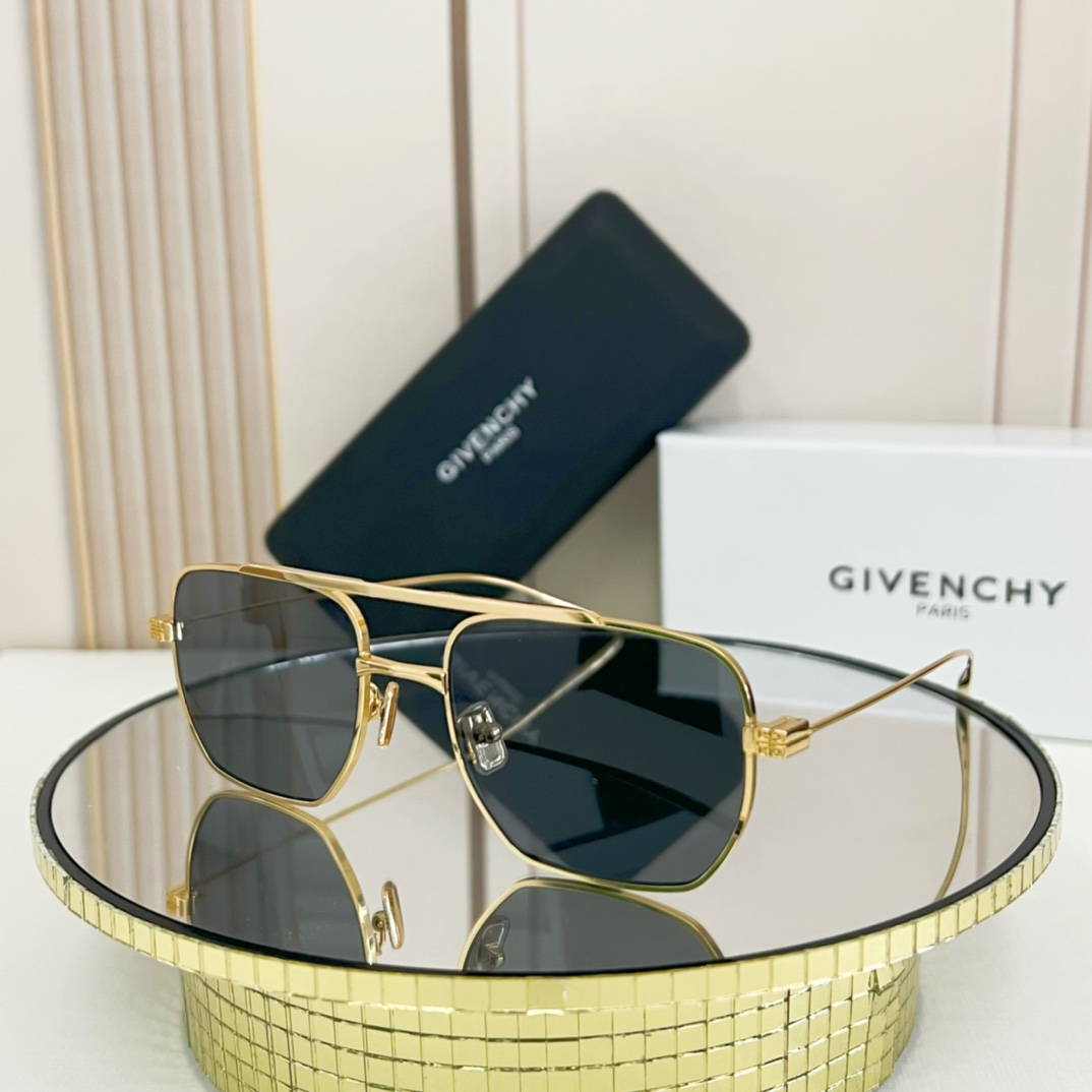 Givenchy Sunglasses GV40041U SM051