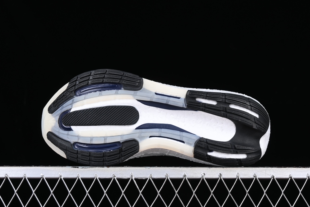 Ad Ultra Boost Light 23 Blue HP9203 XM542