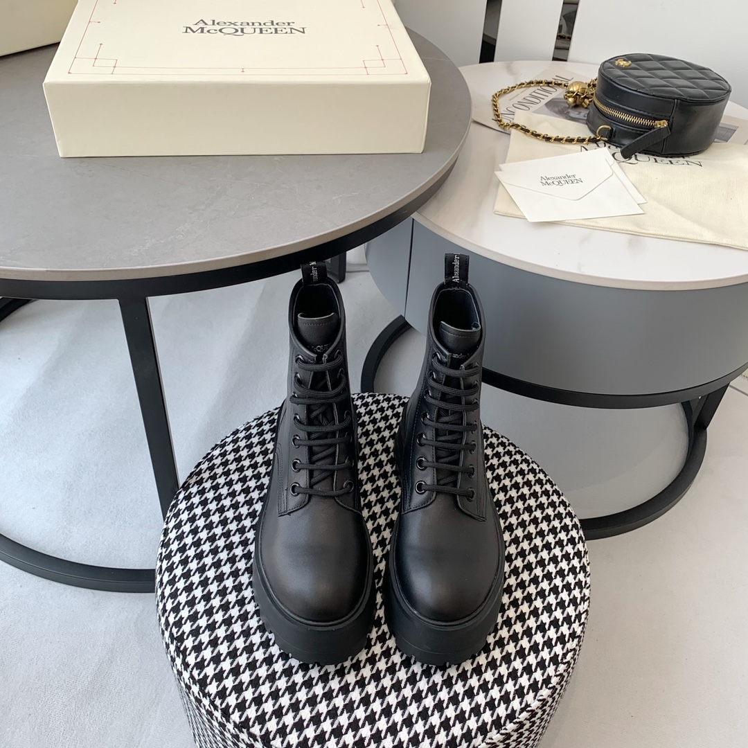 Alexander MCQueen shoes high-top with shoelace 001