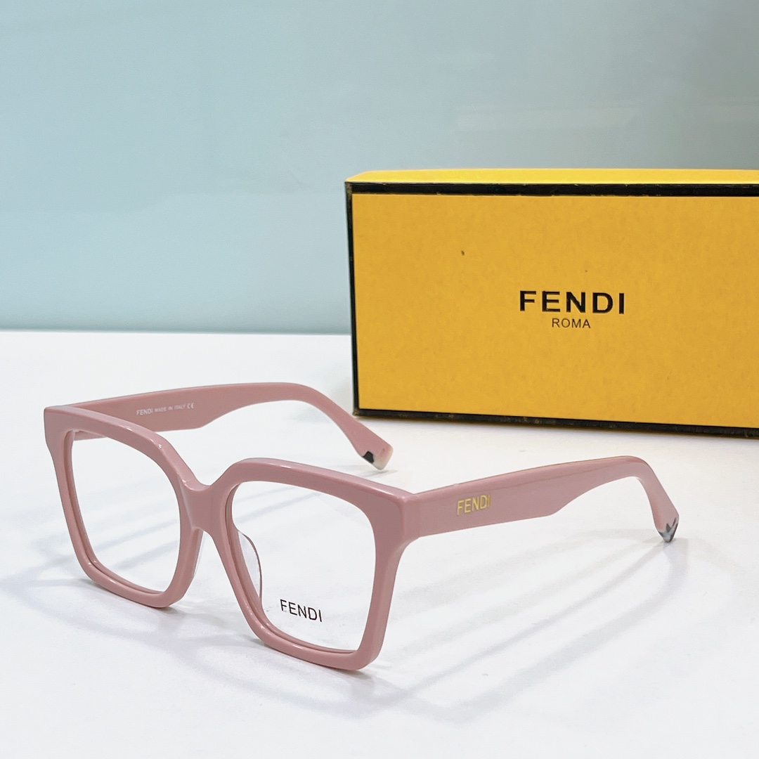 Fendi Sunglasses FE400851 SM501