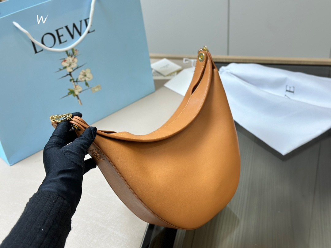 Loewe Luna Hobo Bag 005 LLS551 29.5cm