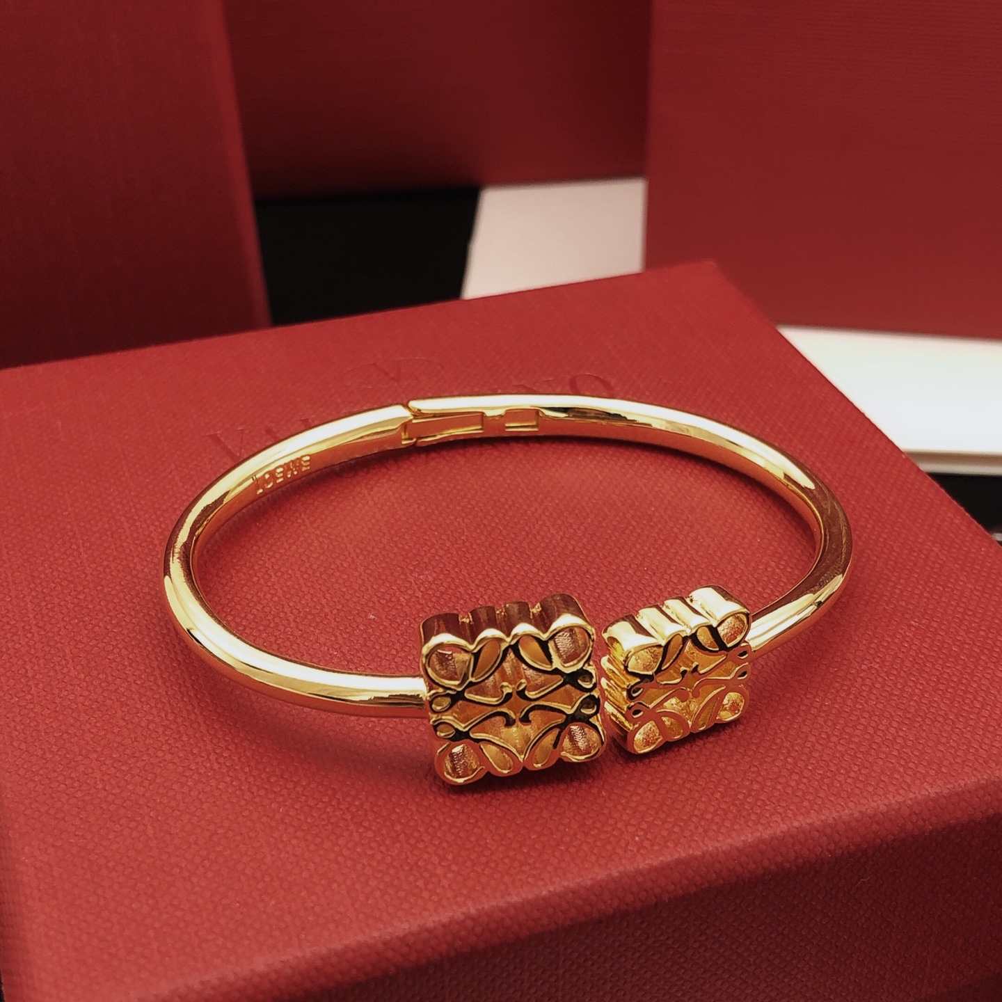 Loewe Jewelry Bracelets Carved Diamond Logo Cuff Bracelet