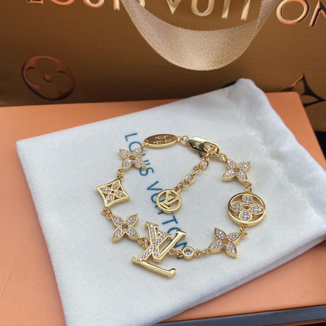Louis Vuitton Jewelry Bracelets Full Diamond Printing Design