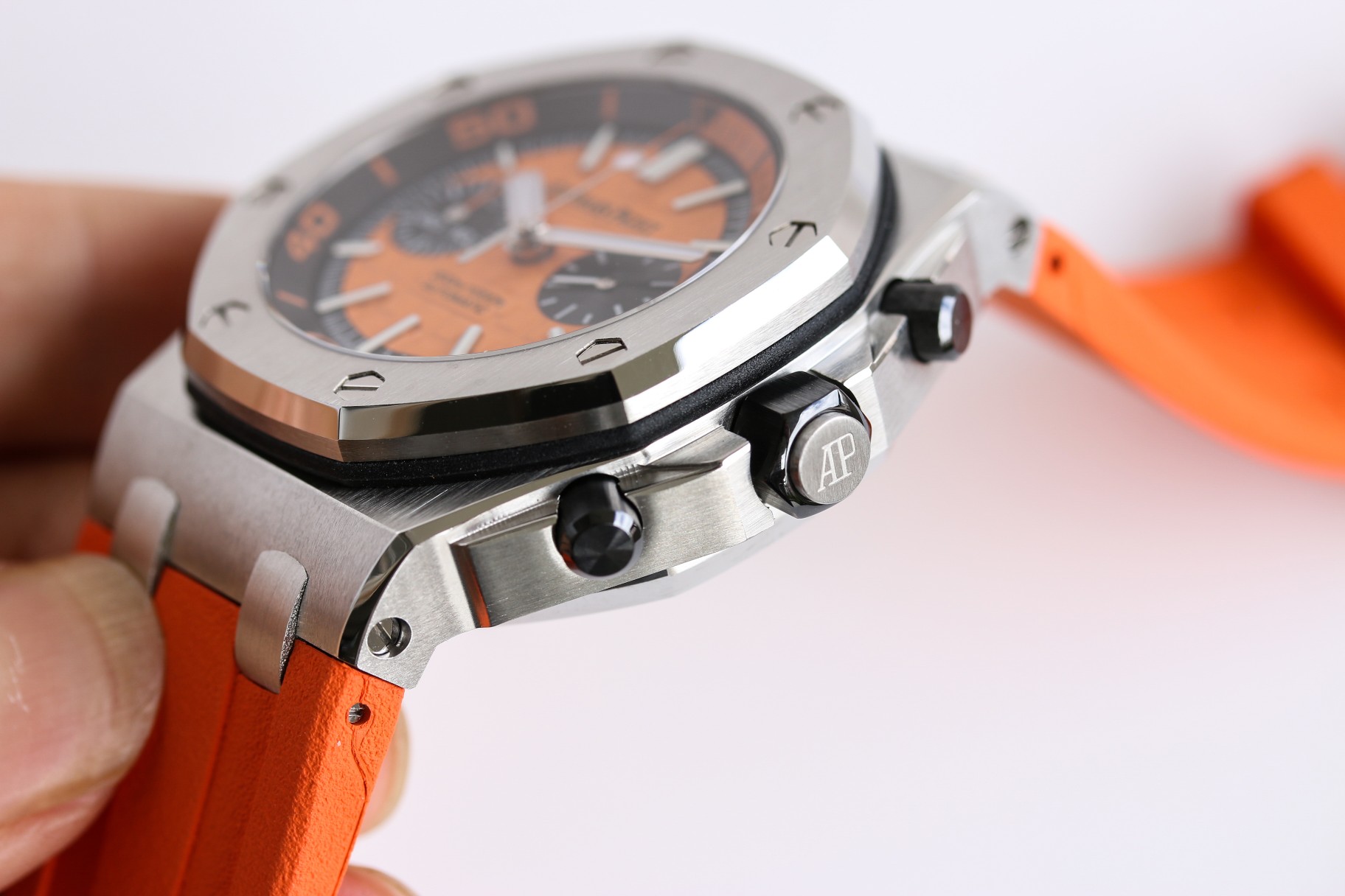 Audemars Piguet ROYAL OAK OFFSHORE 26703 42mm