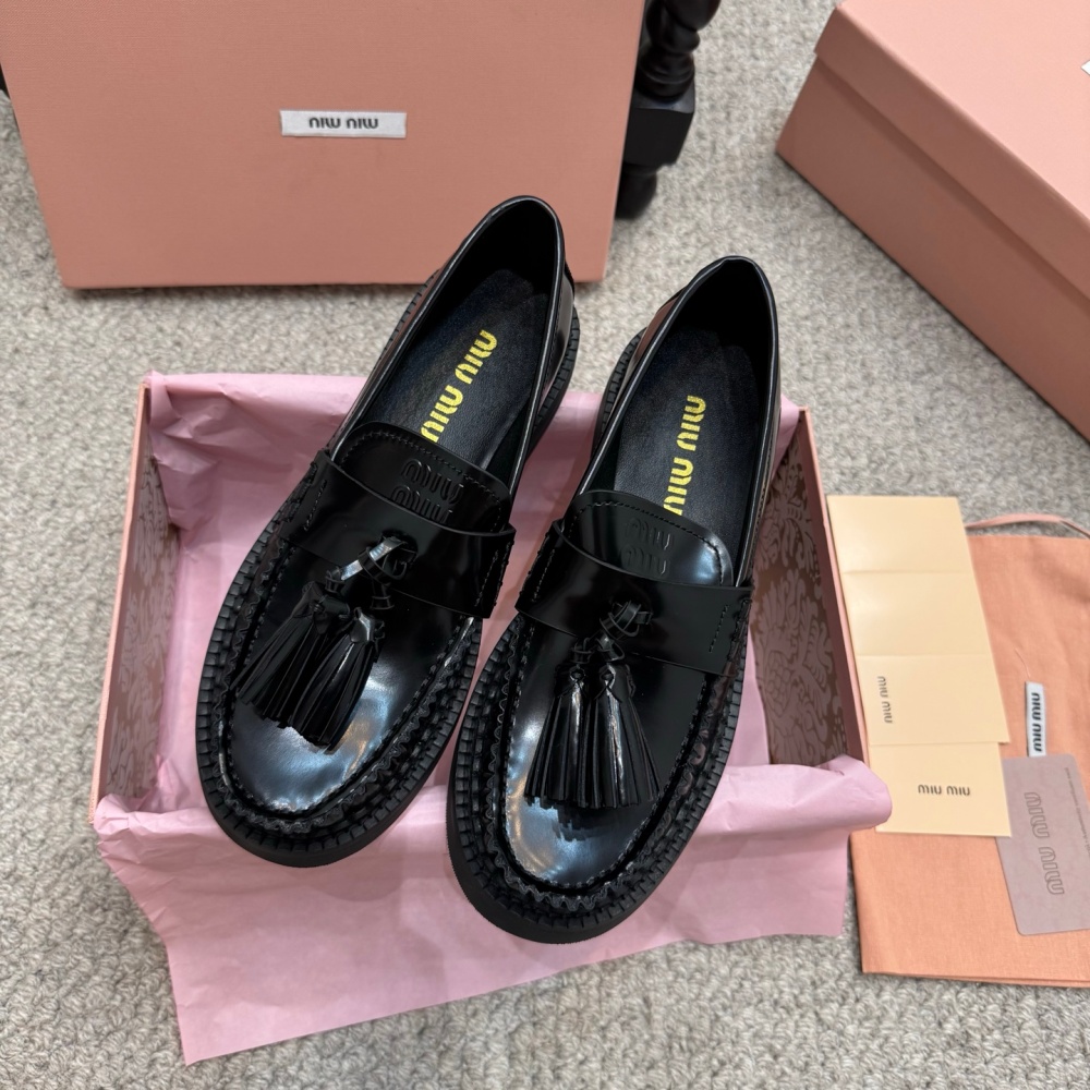 Miu Miu Shoes Leather Shoes Cowhide