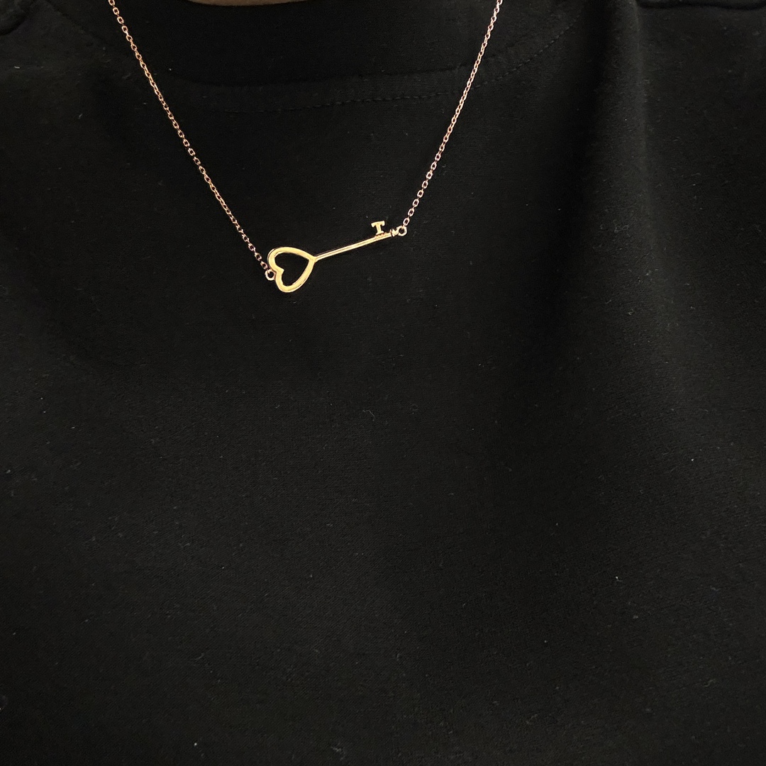 Tiffany & Co. Necklace 003