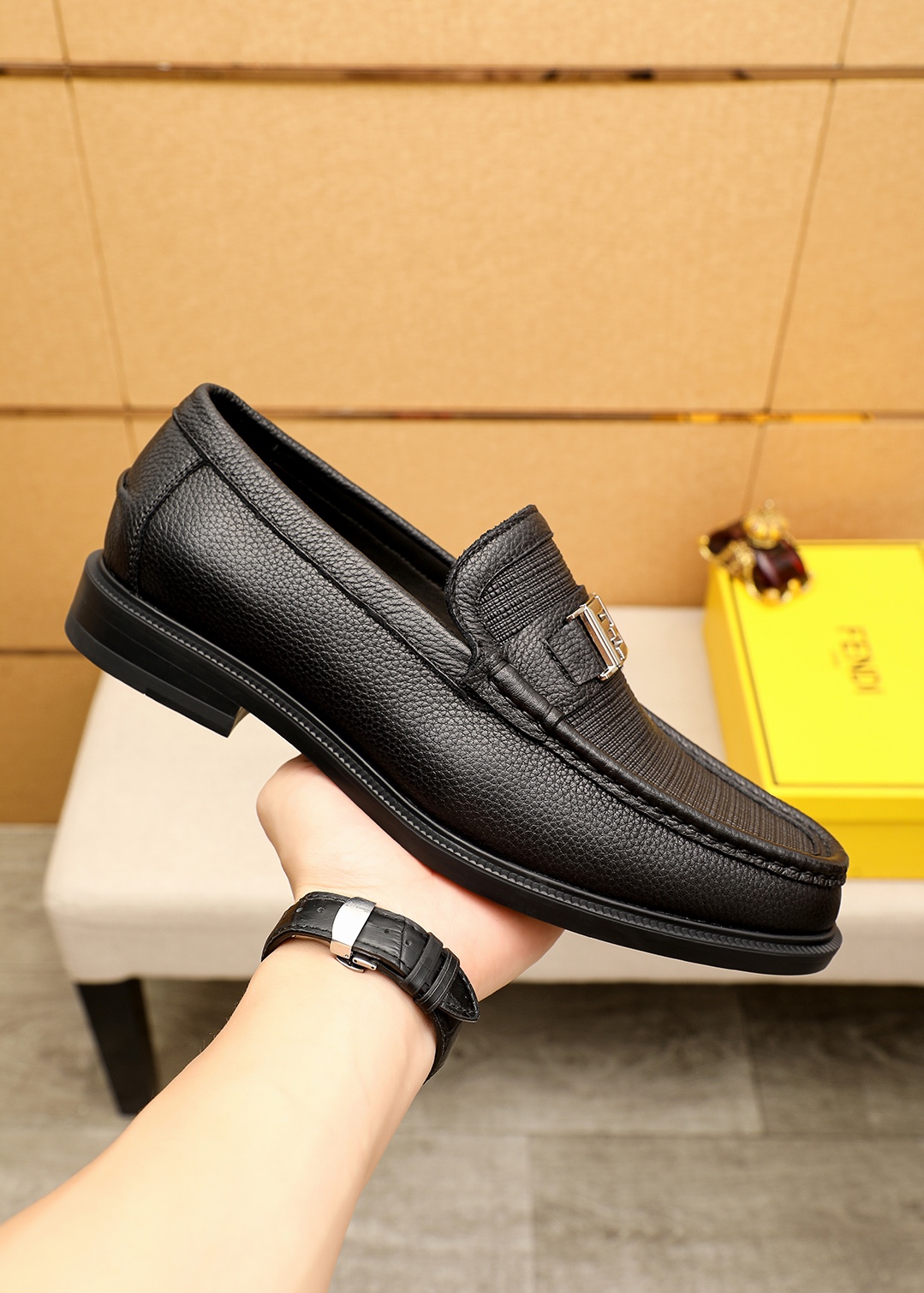 Fendi Shoes Leather Shoes