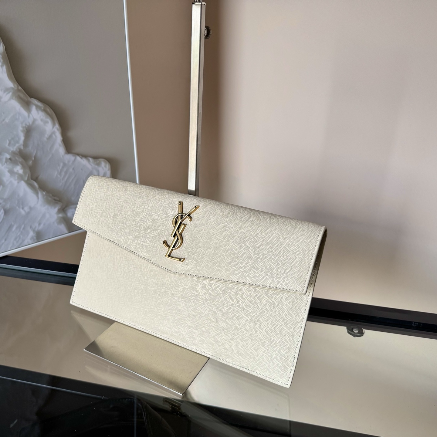 Saint Laurent Shoulder Bag Ladies' Favorite Uptown