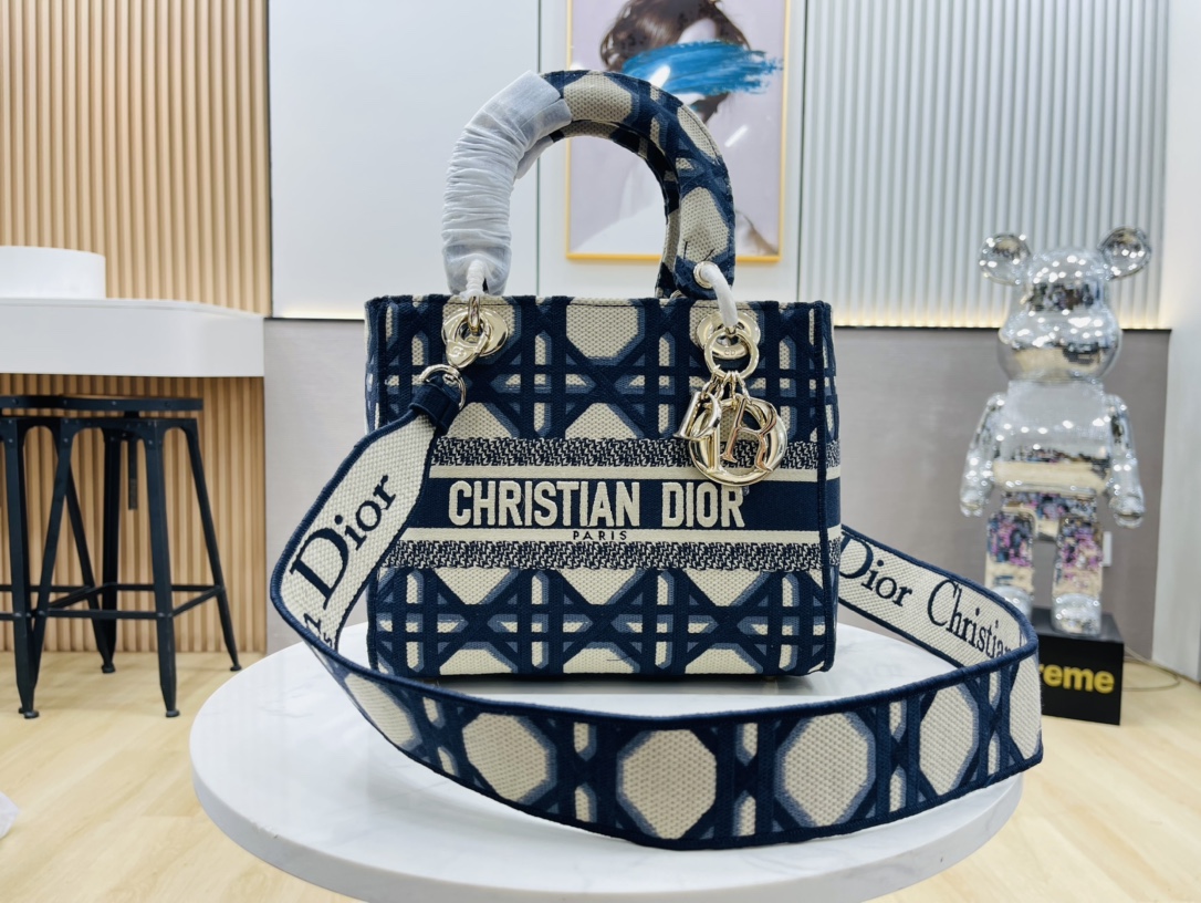 10A + top quality Dior Medium Lady D-Lite Bag 9920 DD003 24cm