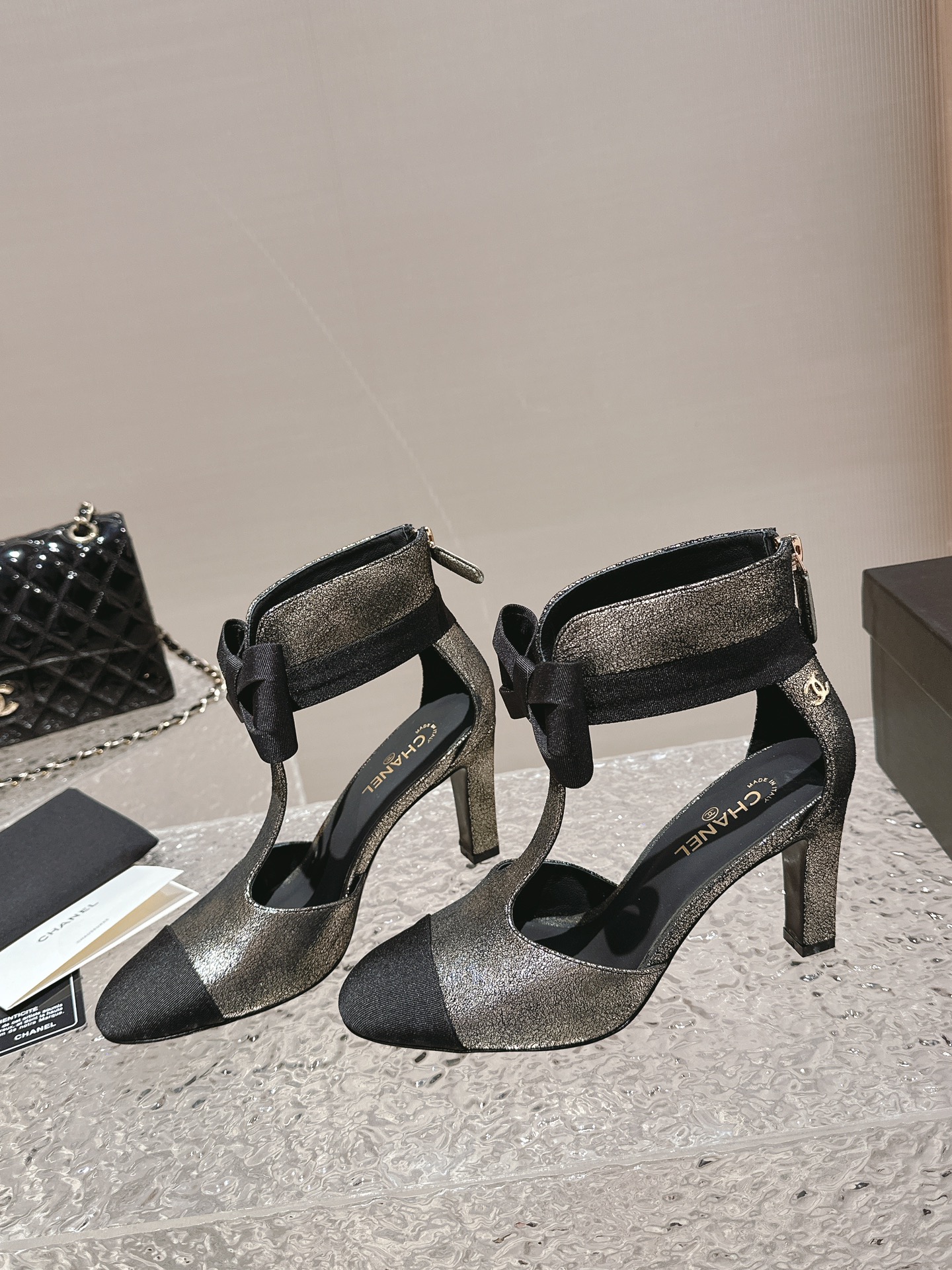 Chanel shoes 041 XM043